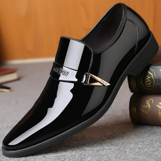 Chaussure Élégante Levi Fabriquée en Cuir Véritable